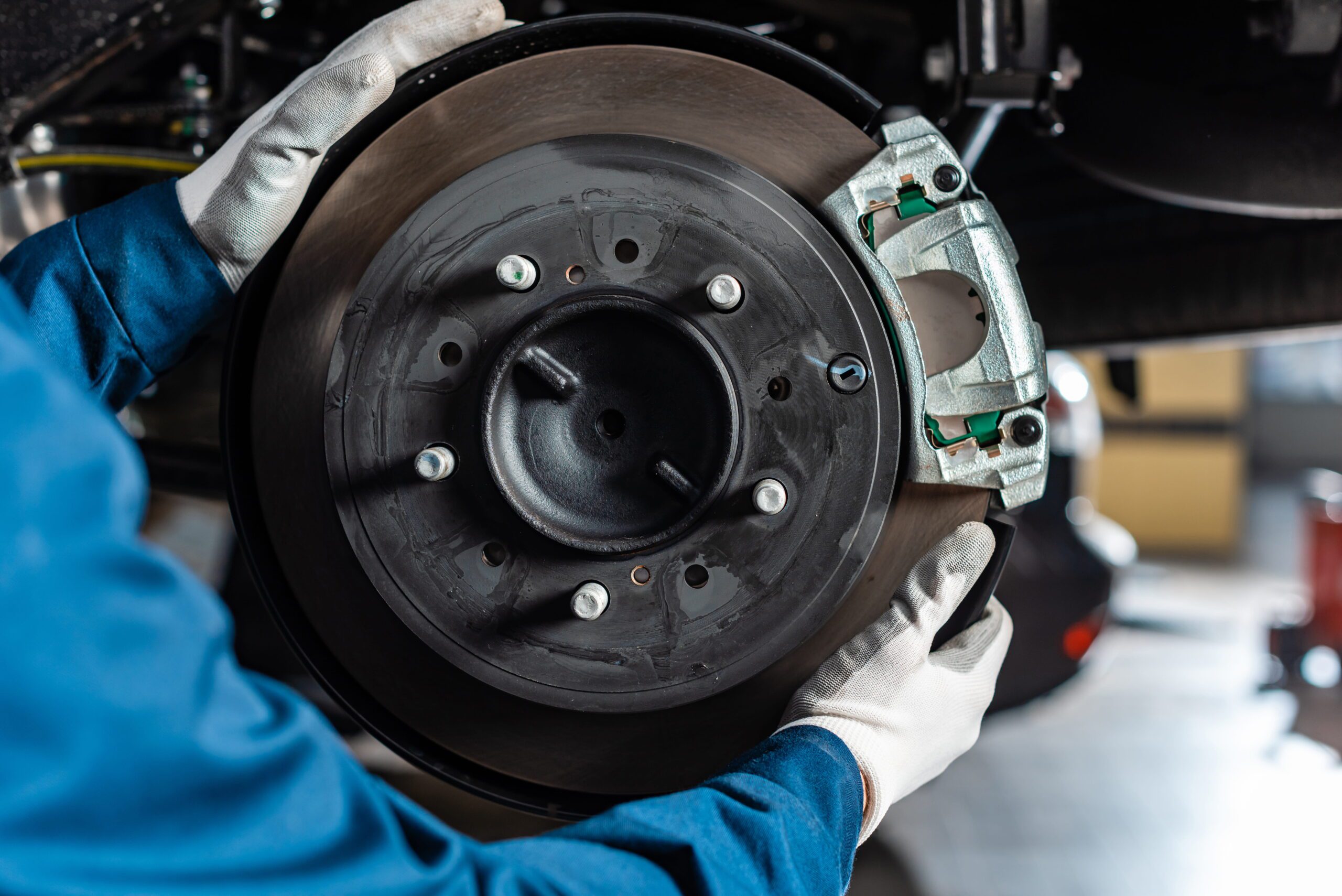Brake Repair Warning Signs You Shouldn’t Ignore